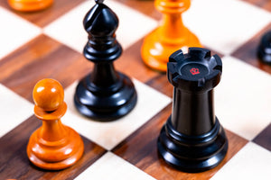 Schaakspel Antiek <br>in palissander en buxushout