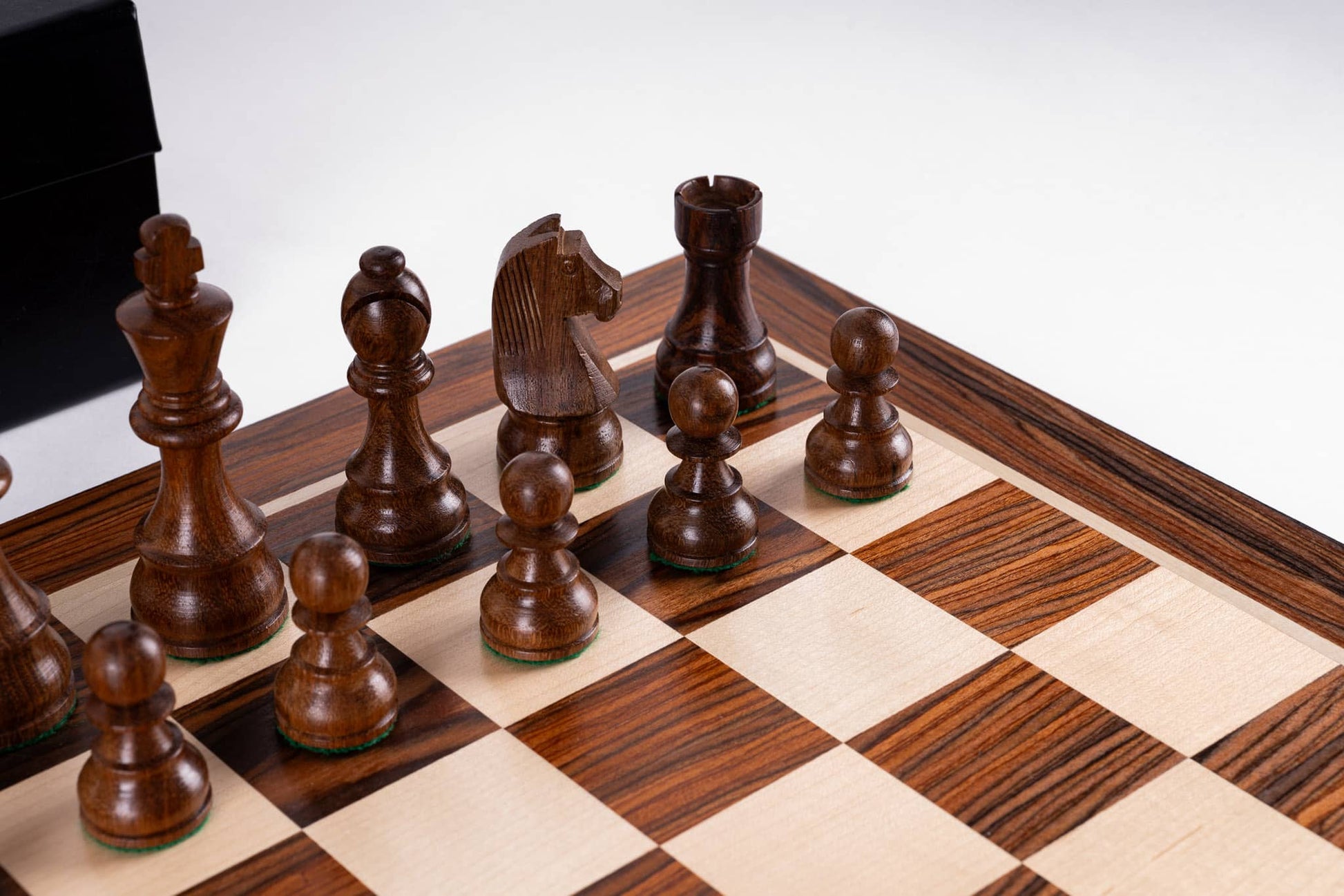 Juego de ajedrez Majesty <br>Fabricado en palisandro