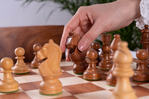Juego de ajedrez Delicacy <br>Fabricado en caoba