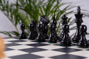 Splendeur Chess Set <br>Crafted in Poplar and Maple