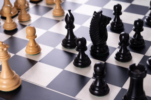 Splendeur Chess Set <br>Crafted in Poplar and Maple