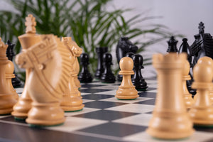 Splendeur Chess Set <br>Crafted in Poplar and Maple