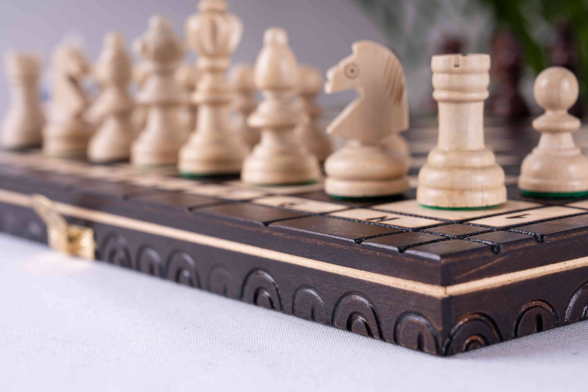 'Distinguished' Chess Set <br>in Hornbeam Wood