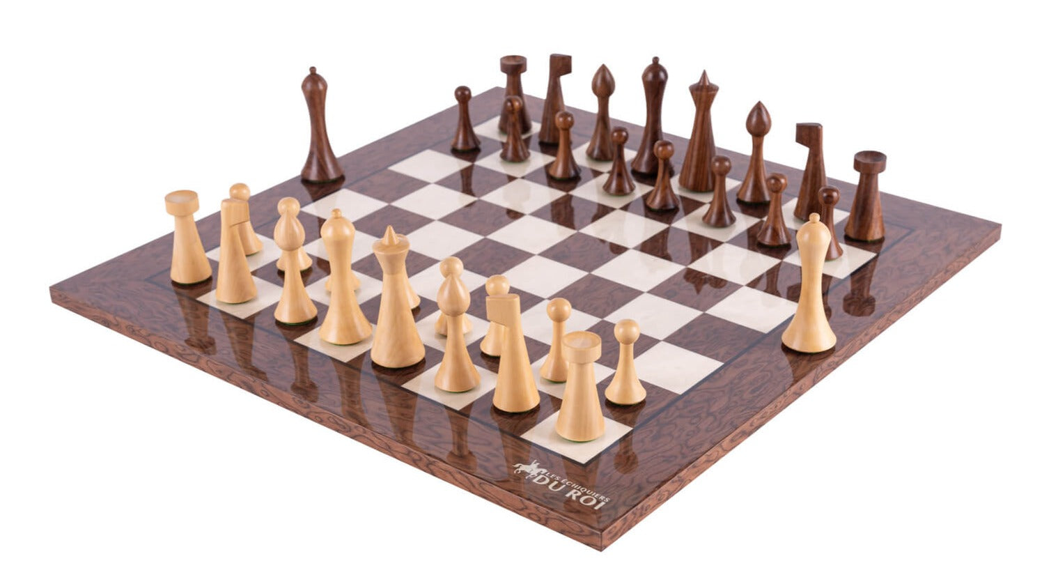 'Terre de Sienne' Chess Set <br>Crafted in Ashwood