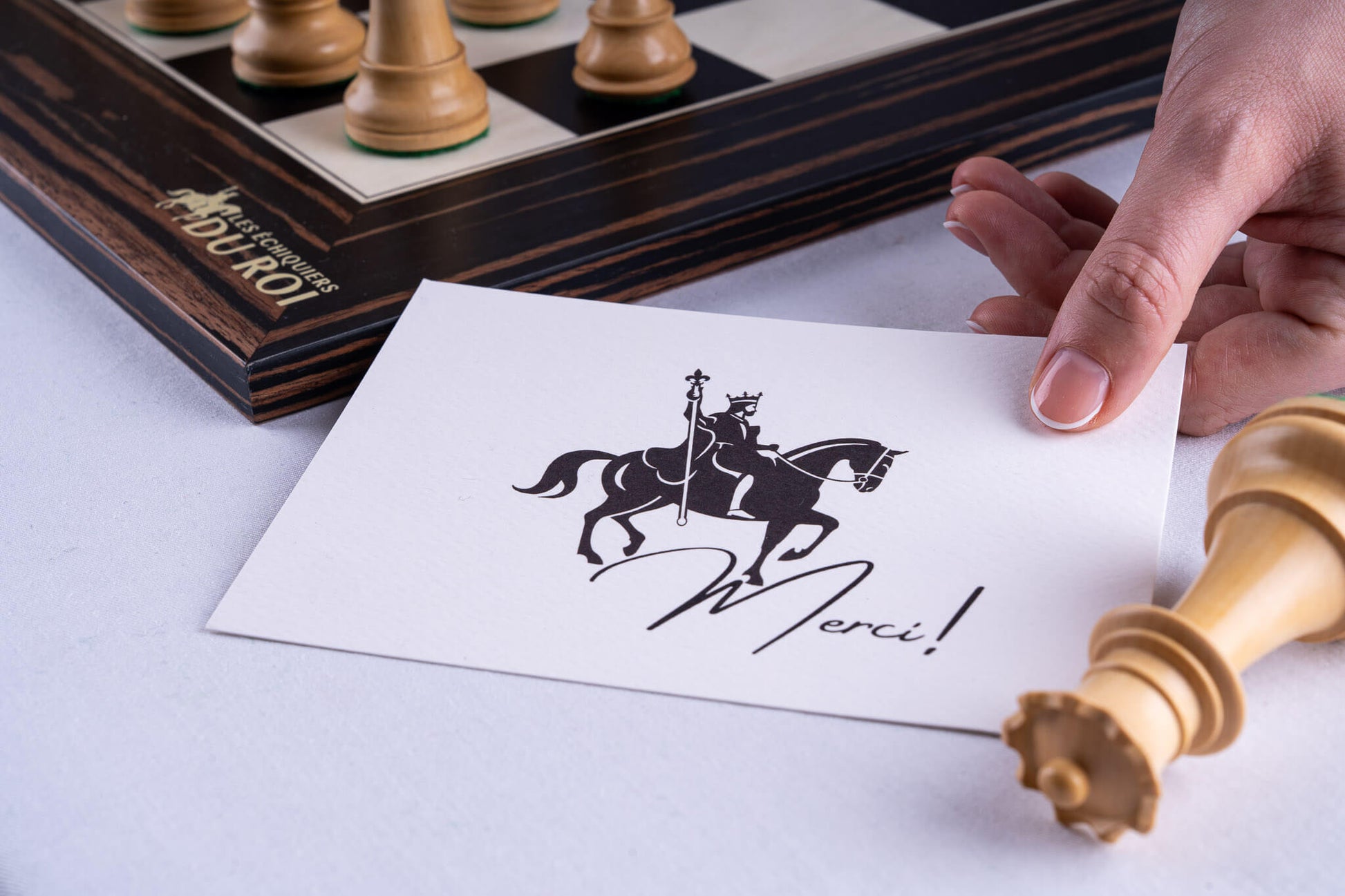 Chess Set Galerie <br>in Ebony & Boxwood