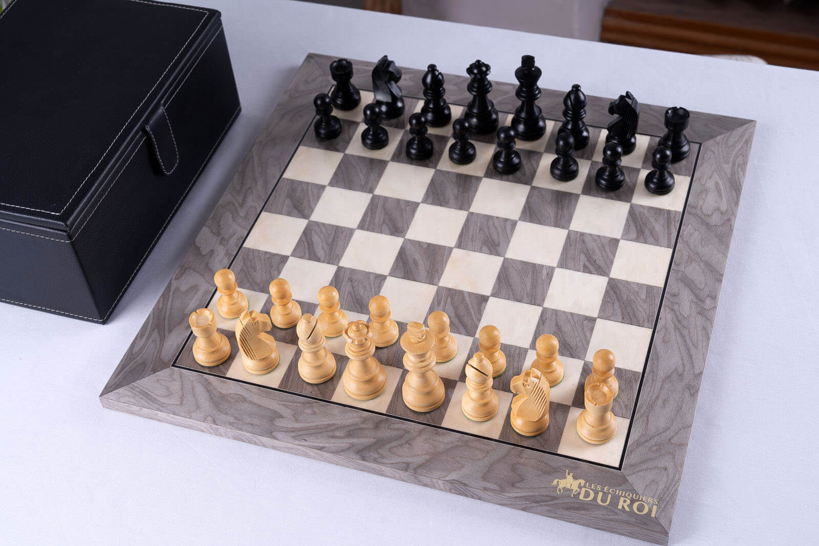 Pearl Chess Set <br>in Ash and Boxwood