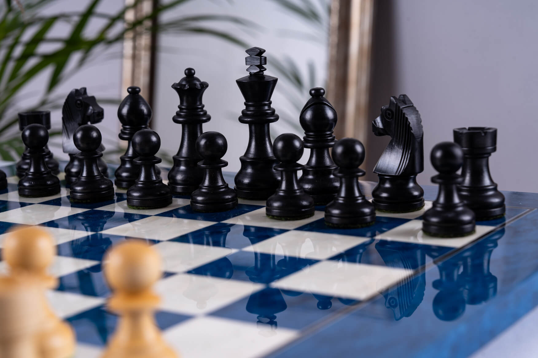 Sapphire Chess Set <br>in Ash and Boxwood