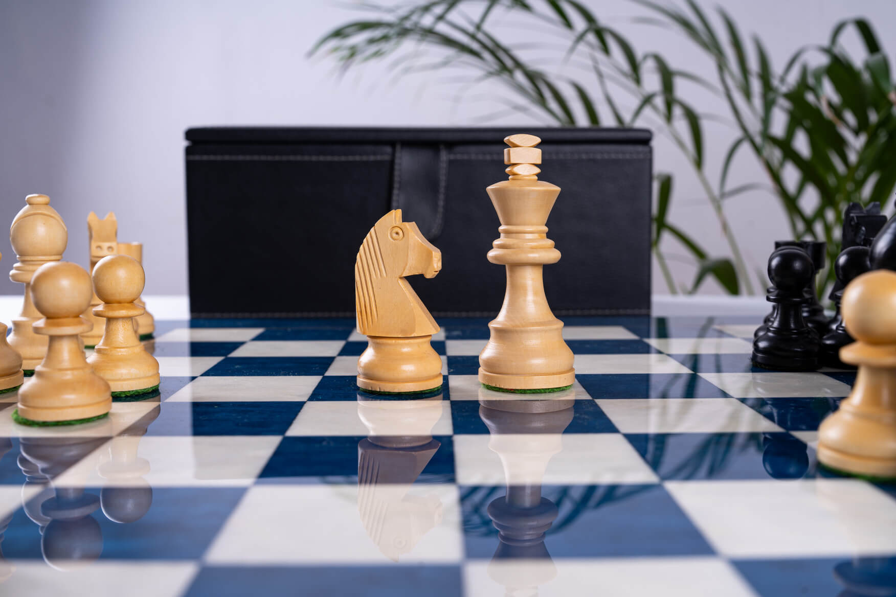 Sapphire Chess Set <br>in Ash and Boxwood