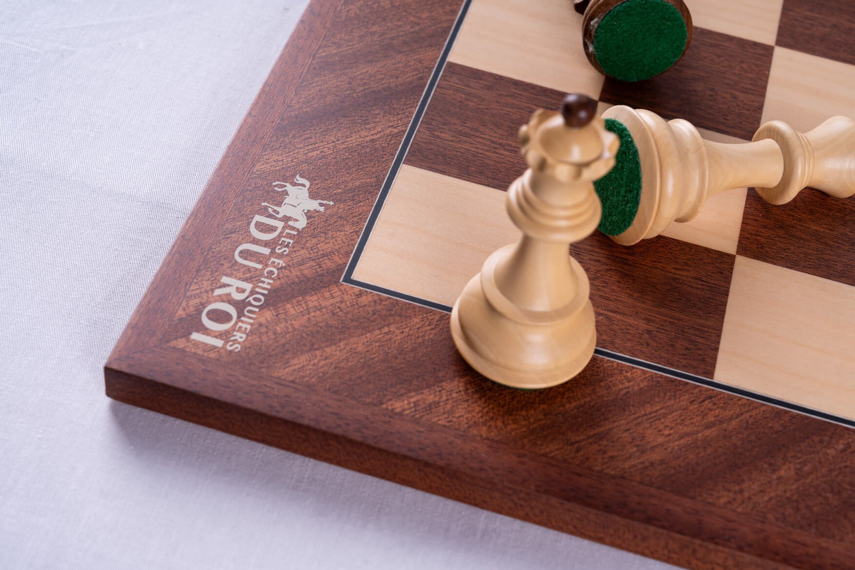 Triumph Chess Set <br>in Mahogany Wood