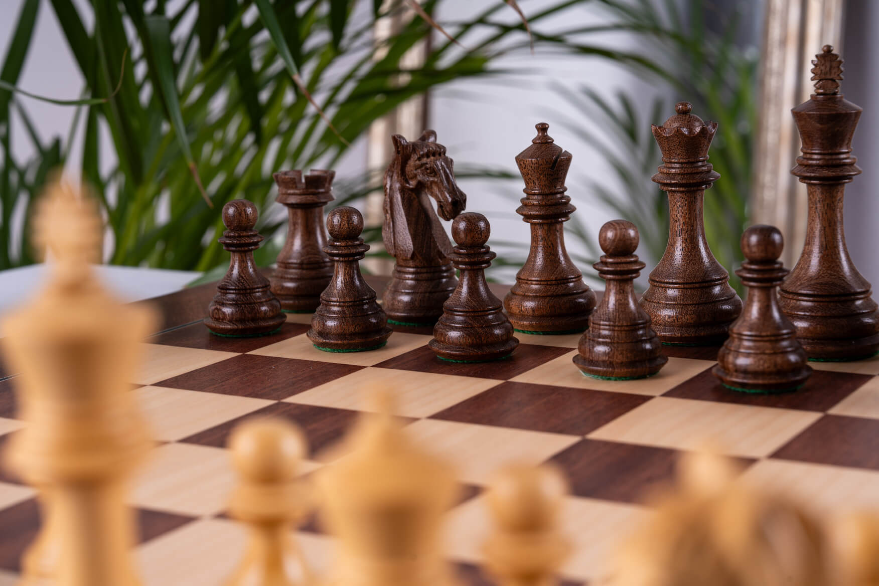 Conquest Chess Set <br>in Mahogany and Boxwood