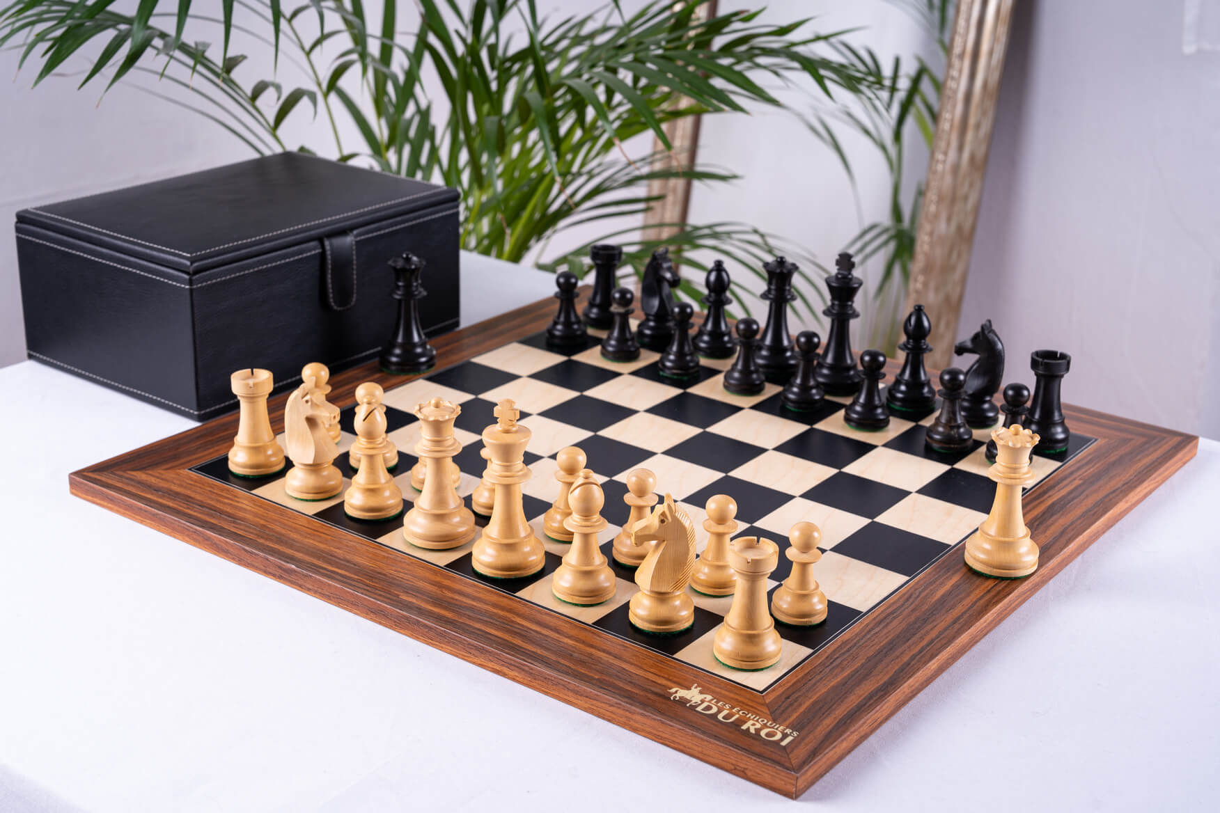 Grandmaster Chess Set <br>in Maple and Poplar Wood