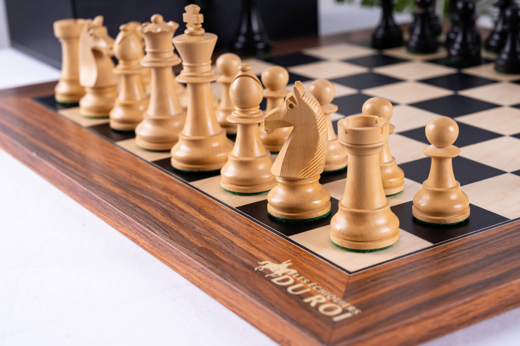 Grandmaster Chess Set <br>in Maple and Poplar Wood