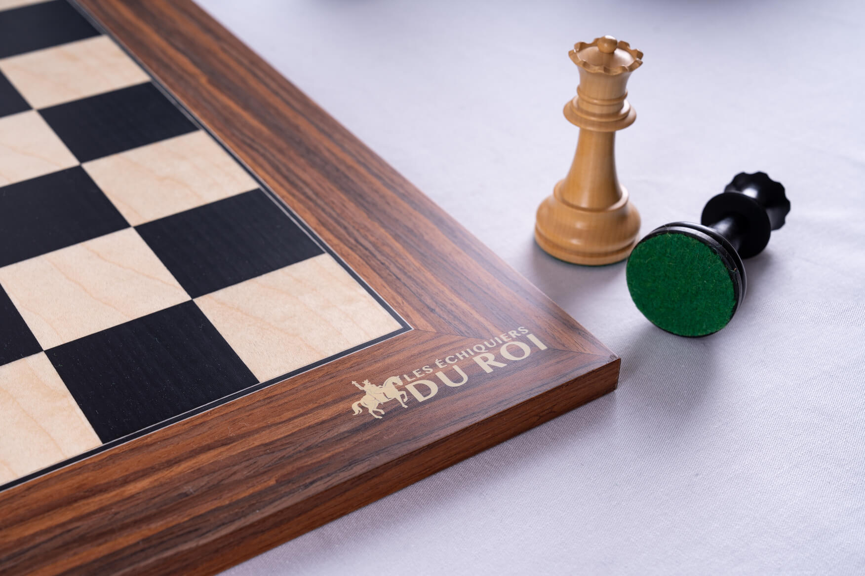 Grandmaster Chess Set <br>in Maple and Poplar Wood