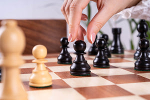 Zestaw szachowy Perseverance <br>z mahoniu i bukszpanu