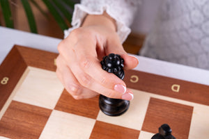 Zestaw szachowy Perseverance <br>z mahoniu i bukszpanu