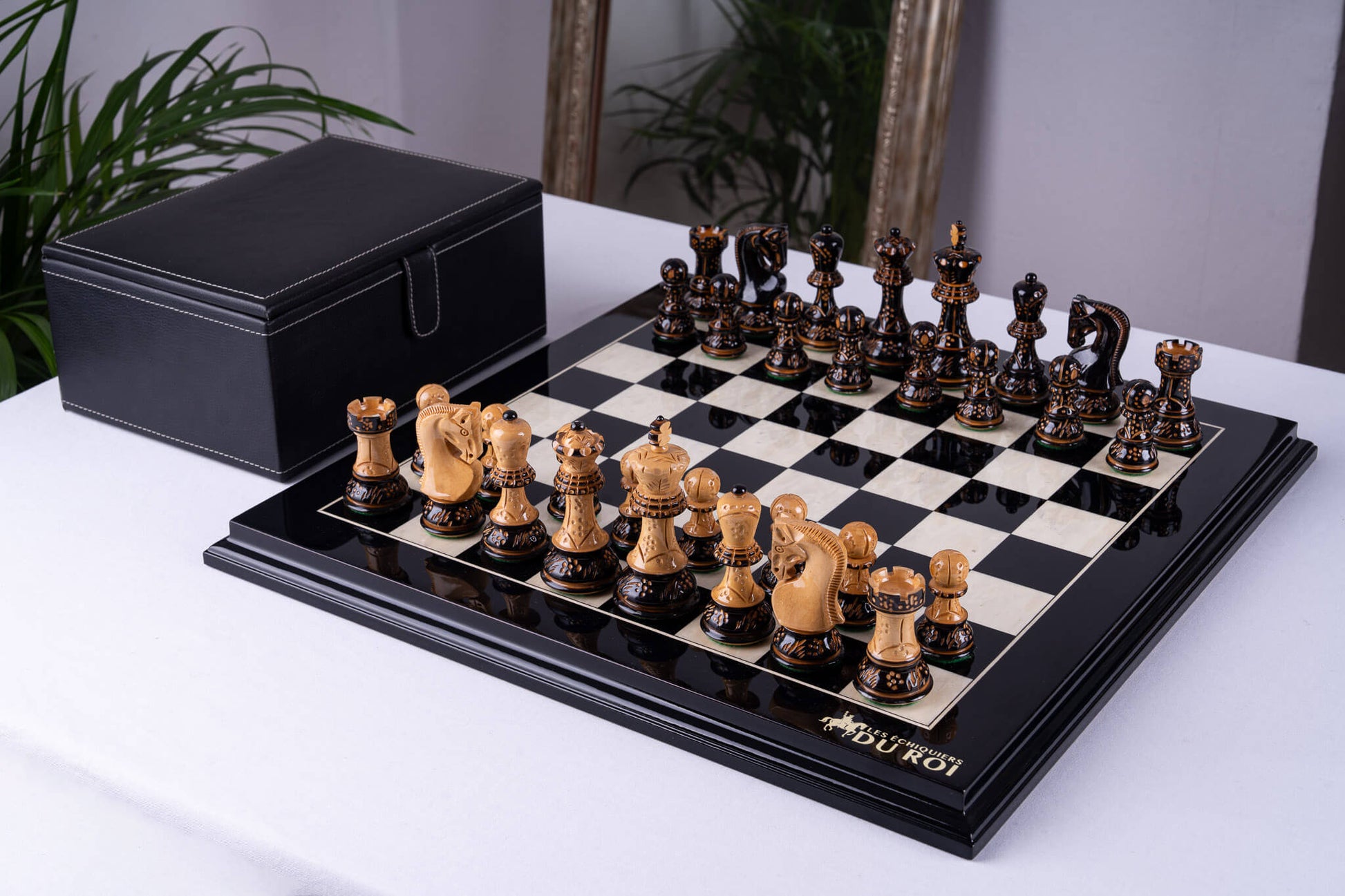 Juego de ajedrez Pureté <br>en tulipwood y arce