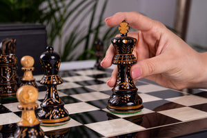 Chess Set lÉternel <br>in Ebony