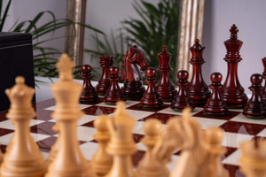 Set de șah Le Trône <br>din rădăcină de frasin
