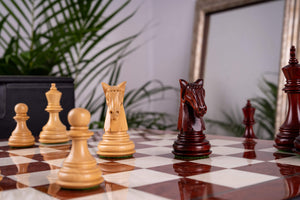 Set de șah Le Trône <br>din rădăcină de frasin