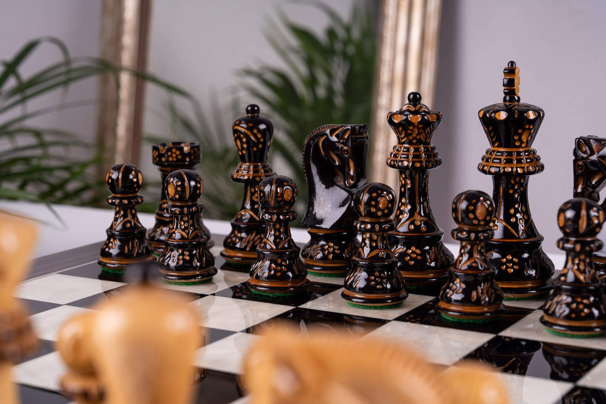 Chess Set lÉternel <br>in Ebony