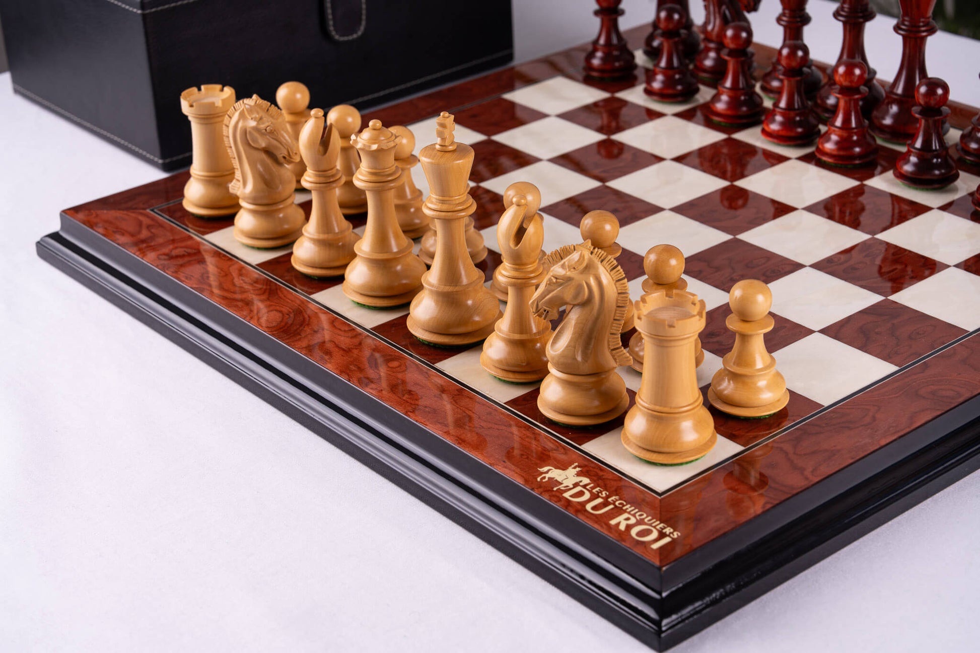 Chess Set Quintessence <br>in Ash Burl
