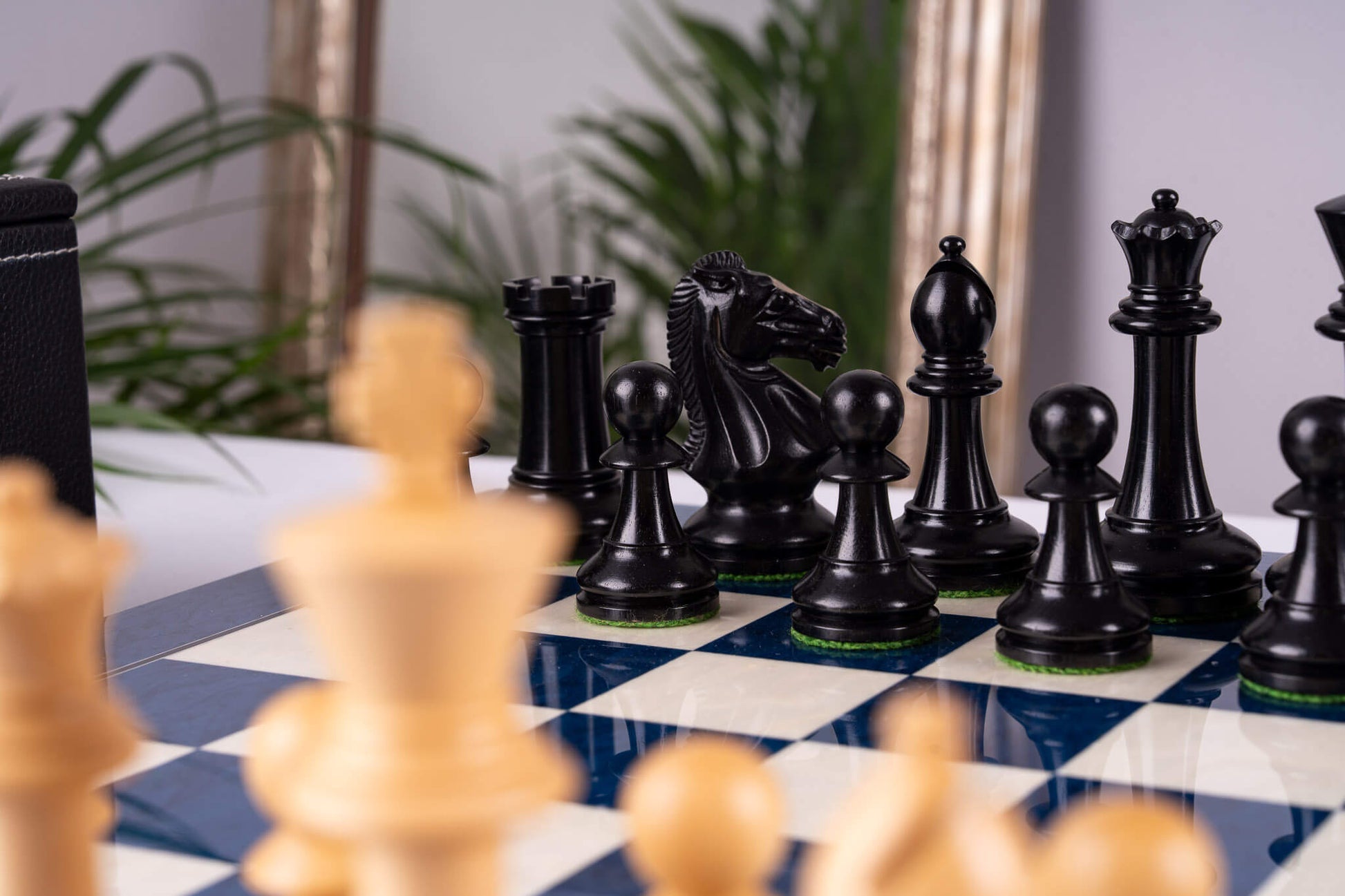 Chess Set Blue Céleste <br>in Ash Burl