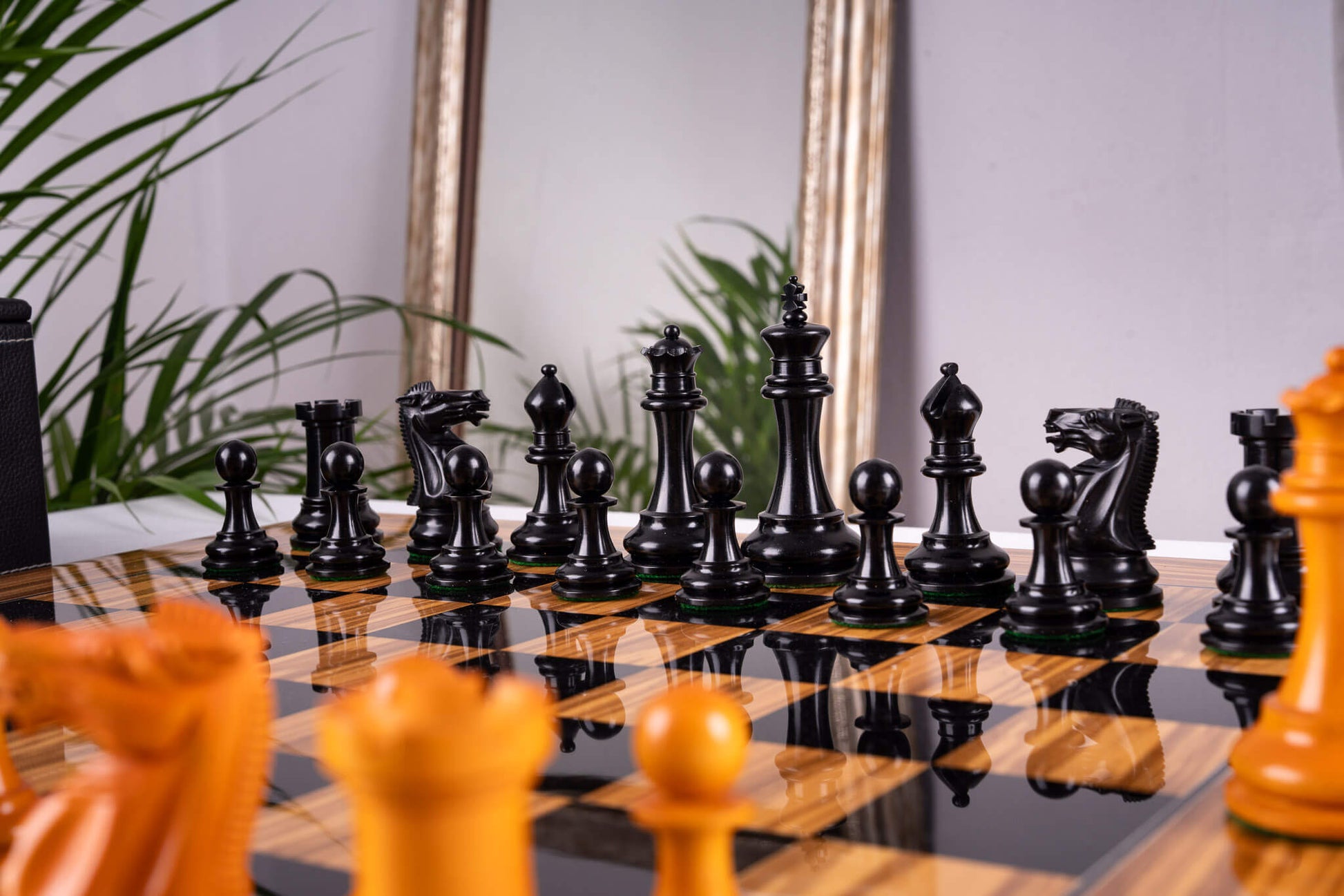 Chess Set Essence <br>in Olive wood