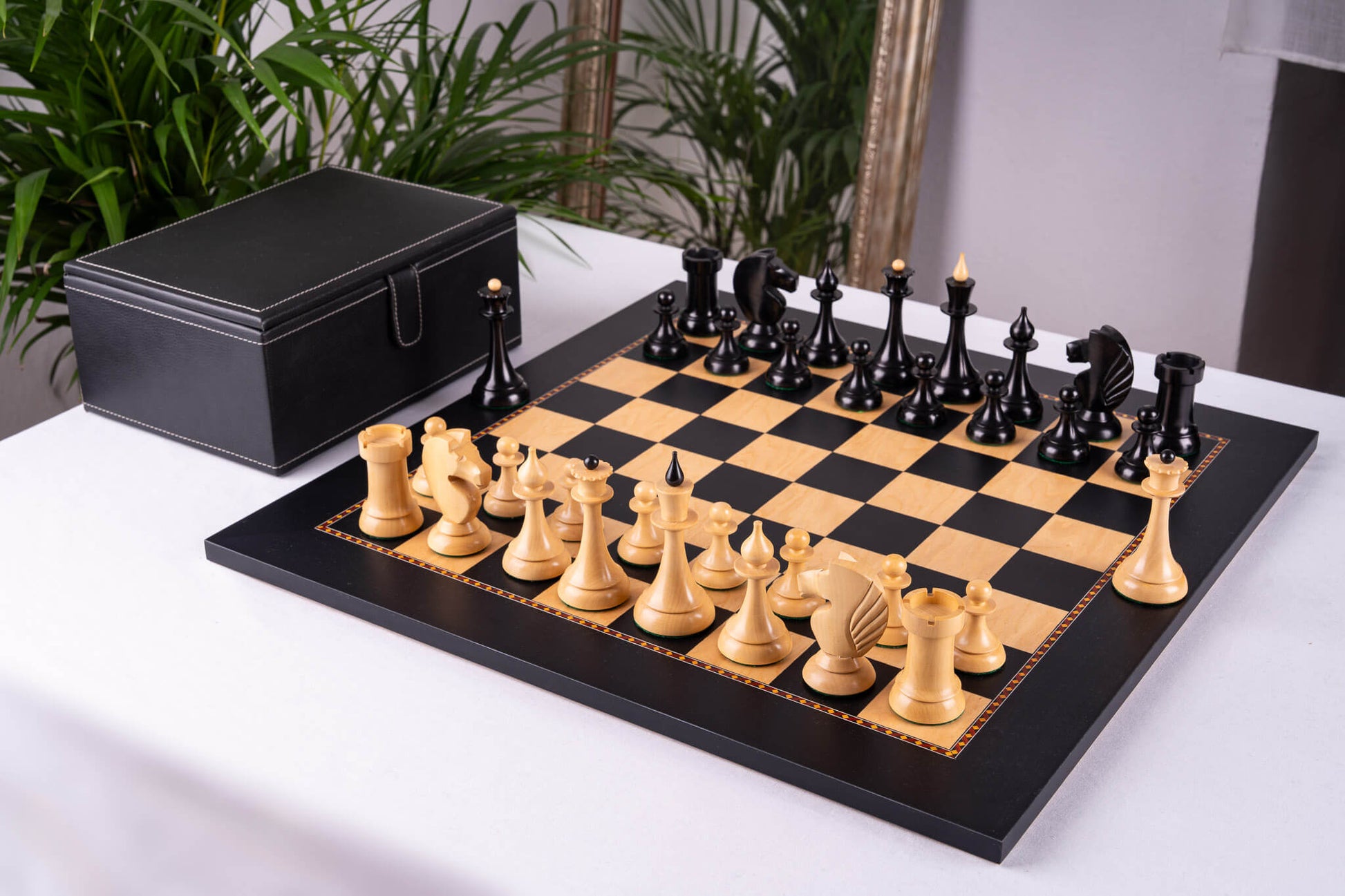 Chess Set <br>Gambit Royal