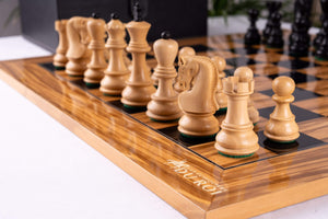 Chess Set Racines <br>in Olive wood