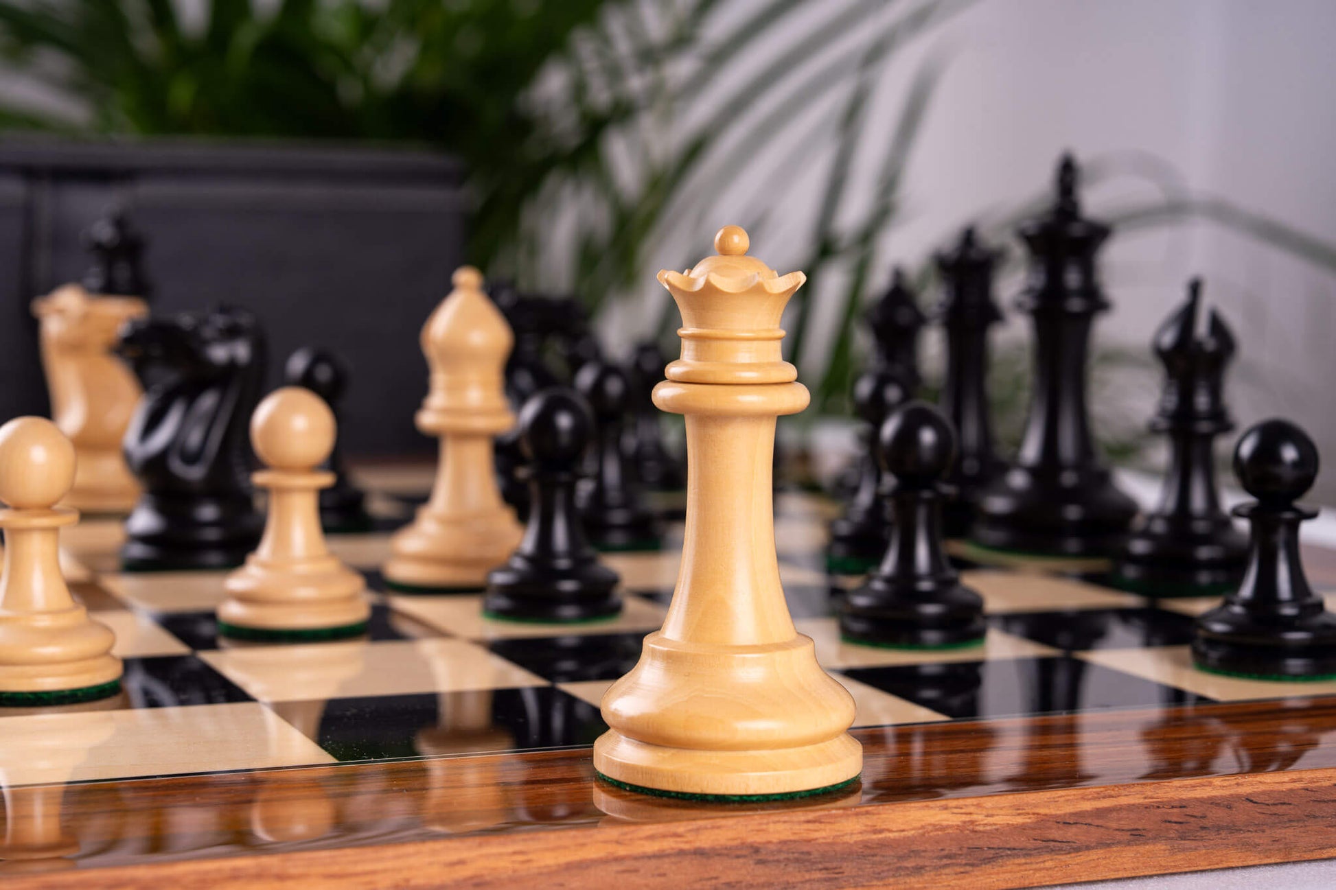 Staunton Chess Pieces <br>Historic