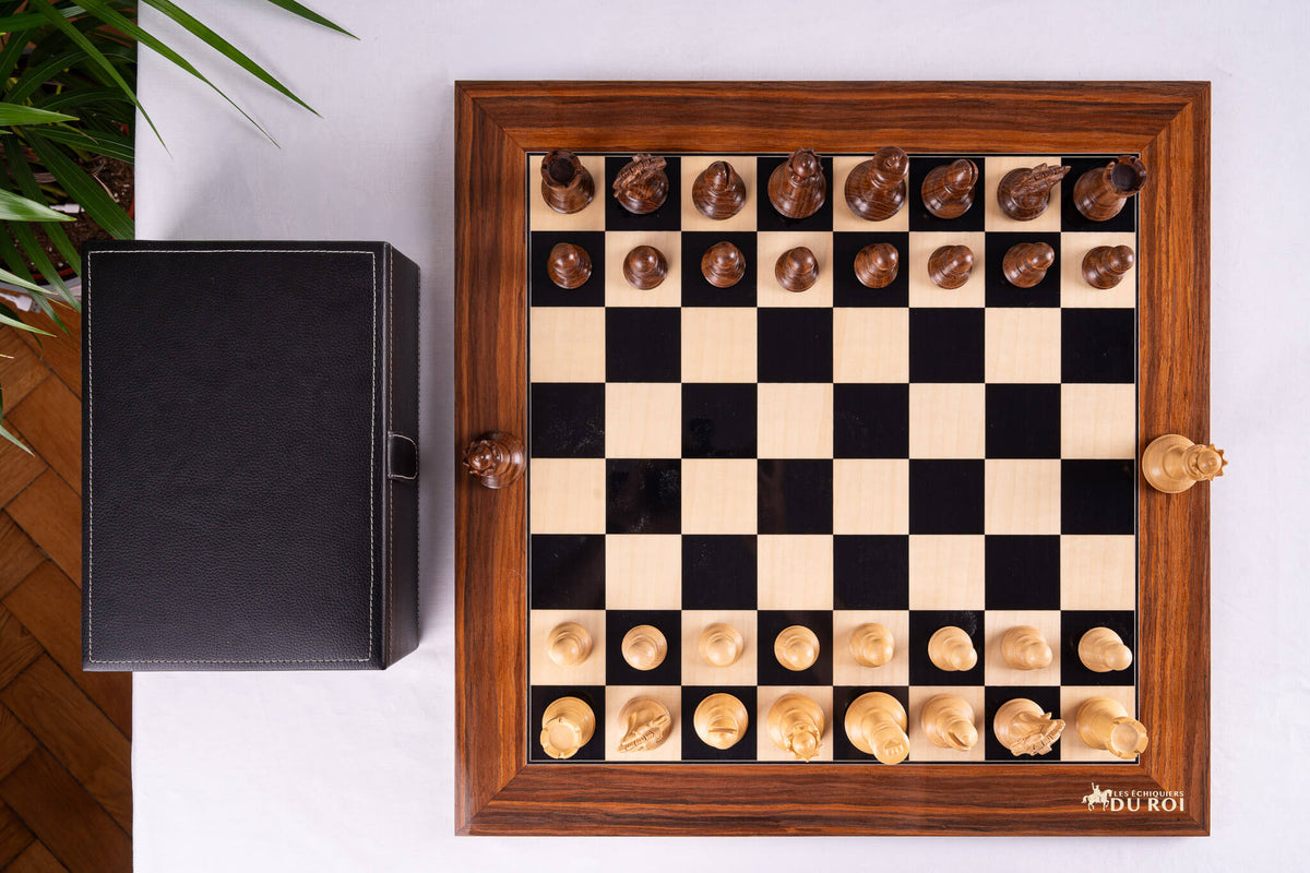 Elegant Rosewood and Sycamore Chessboard — Product view 3