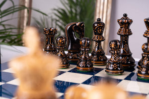 Chess Set Blue Impérial <br>in Ash Burl