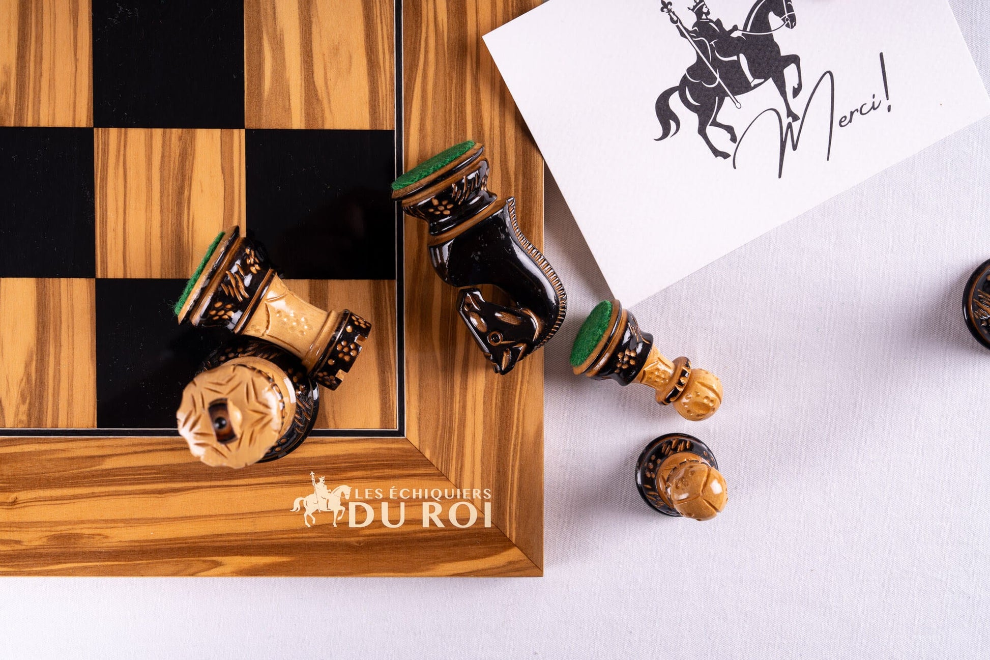 Chess Set Œuvre <br>in Olive wood