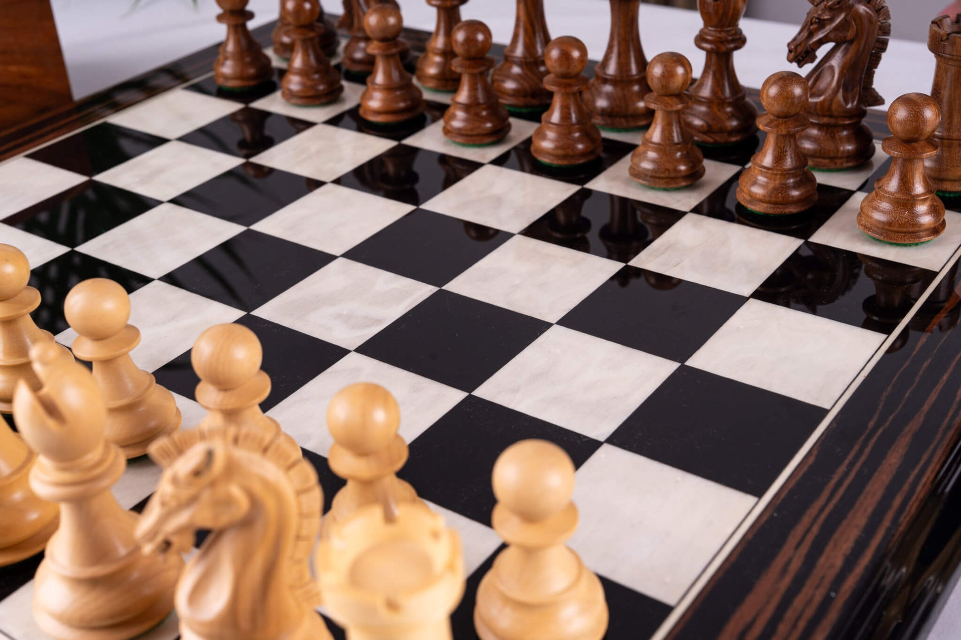 Chess Set Couronne <br>in Ebony