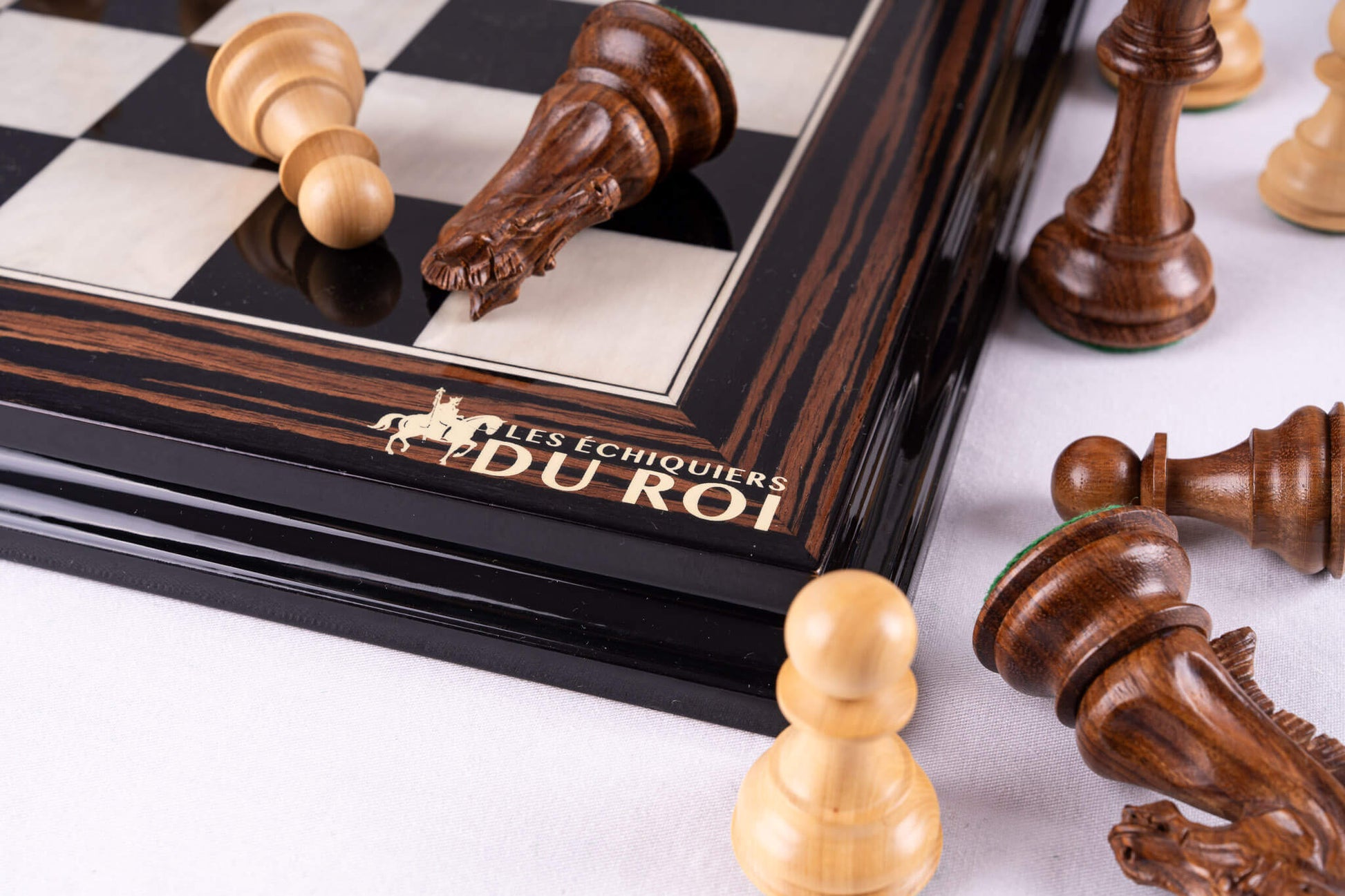 Chess Set Couronne <br>in Ebony