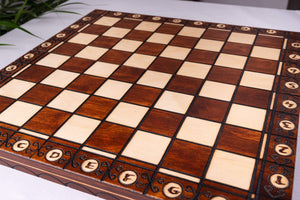 Artisanal Chess Set <br>Crafted in Maple and Hornbeam