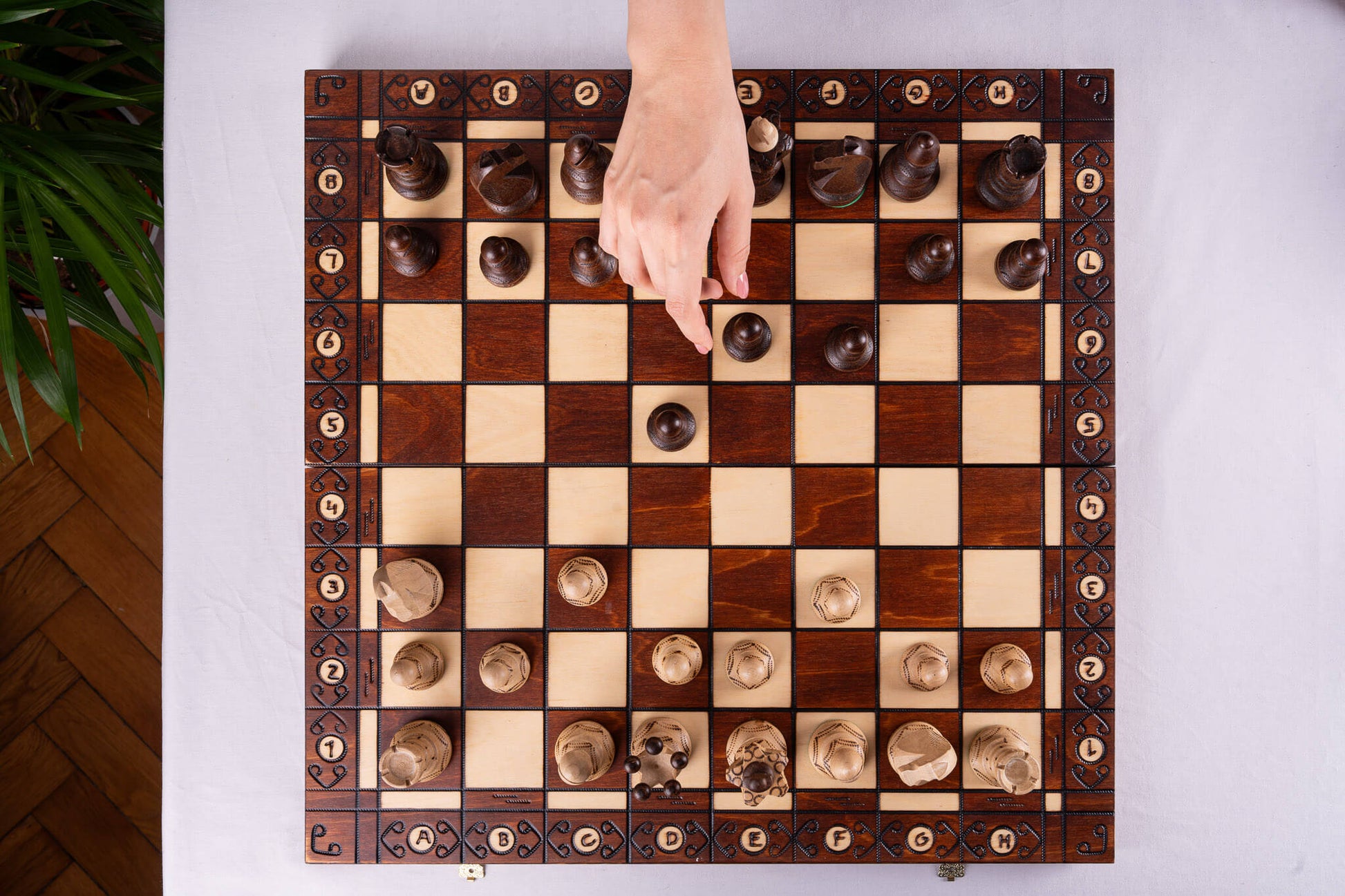 Artisanal Chess Set <br>Crafted in Maple and Hornbeam