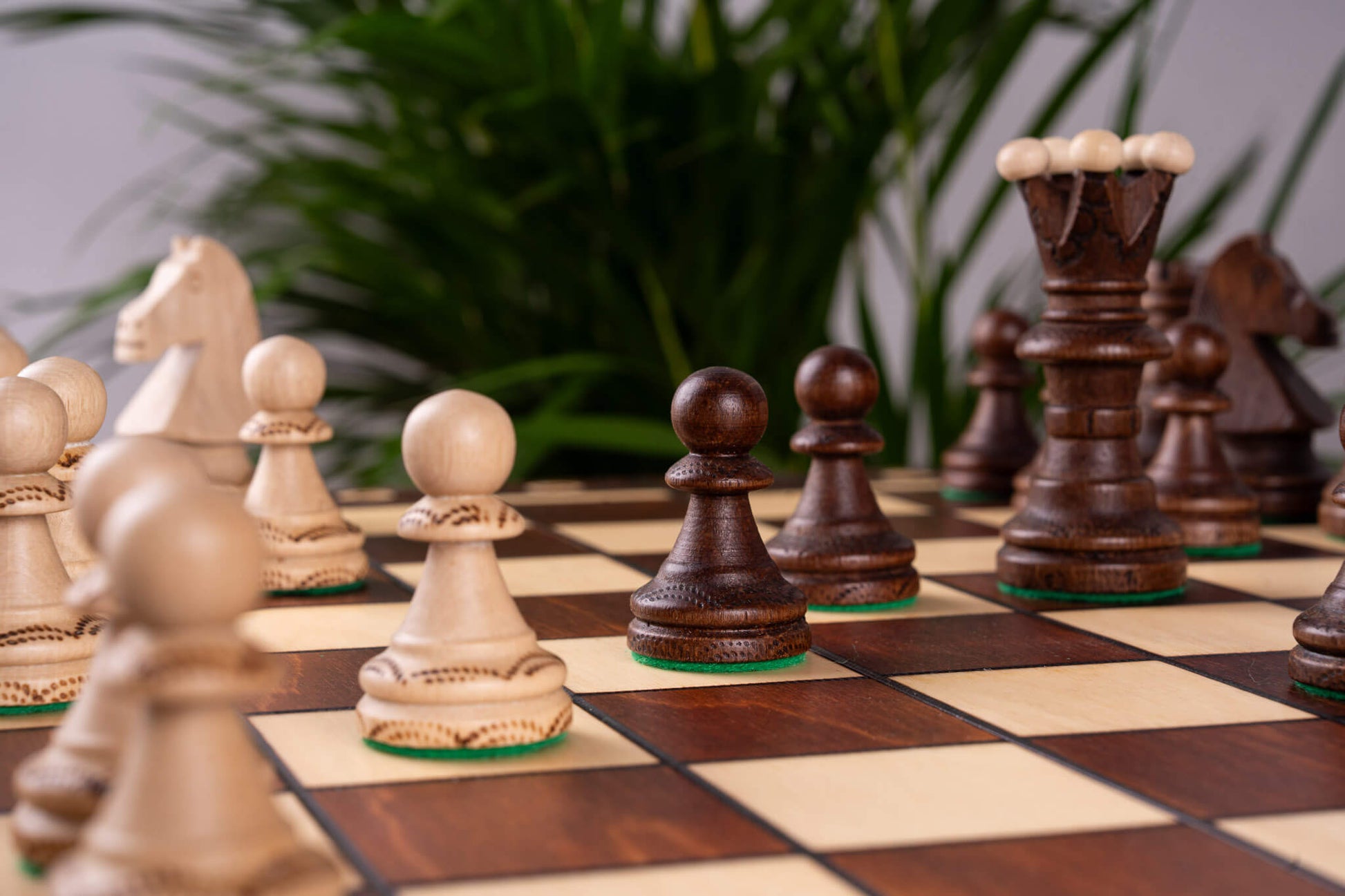 Artisanal Chess Set <br>Crafted in Maple and Hornbeam