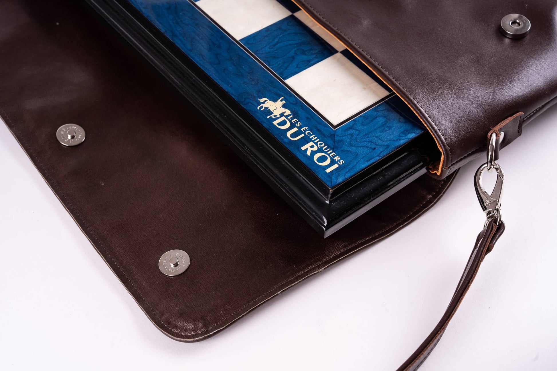 Chess Set Blue Impérial <br>in Ash Burl