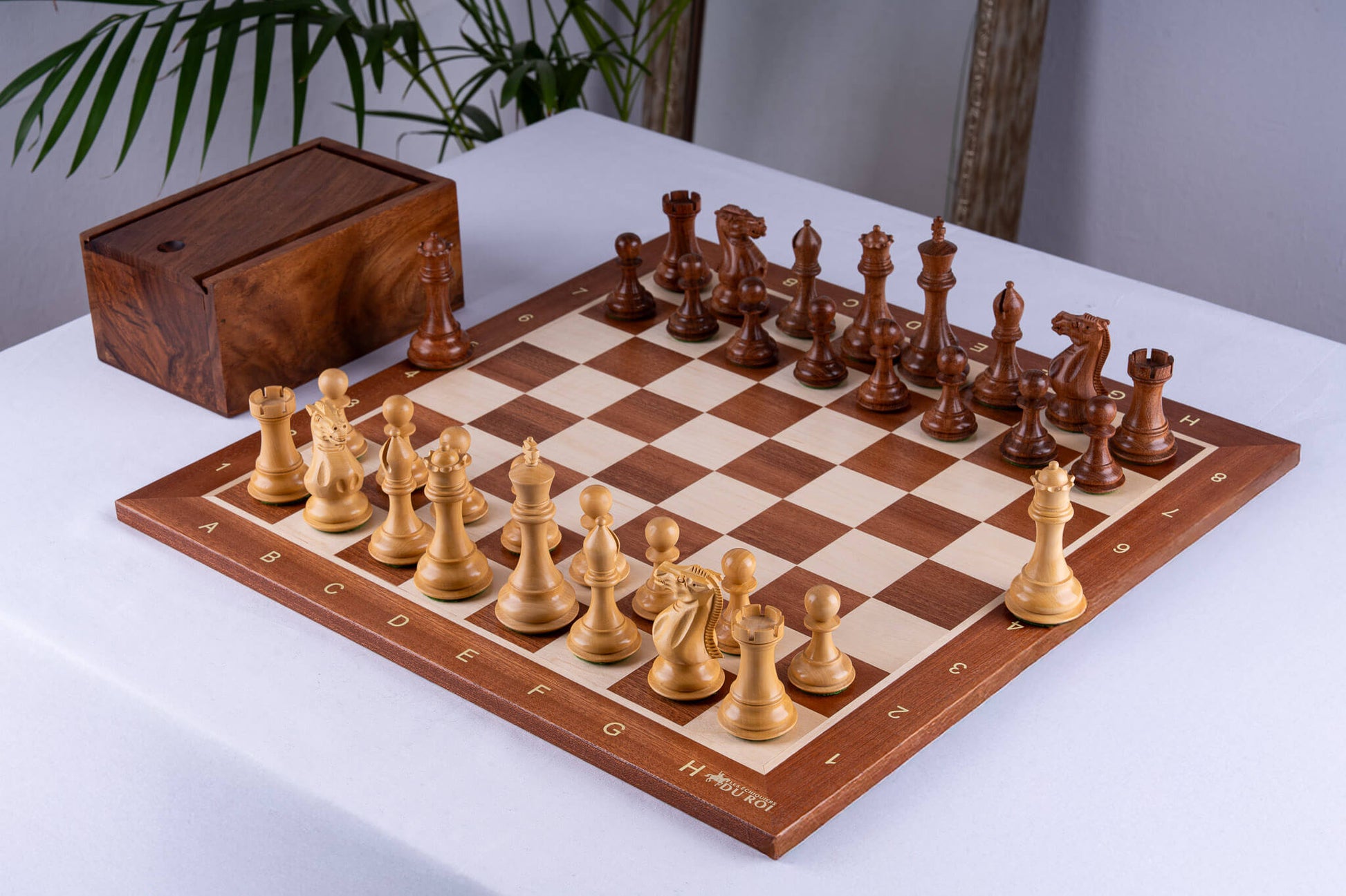 Chess Set Lauriers <br>in Boxwood & Mahogany