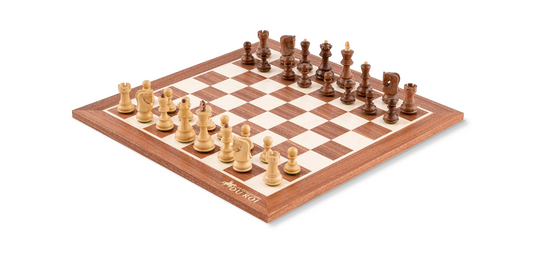 Splendid Chess Set in Mahogany Wood — Product view 1