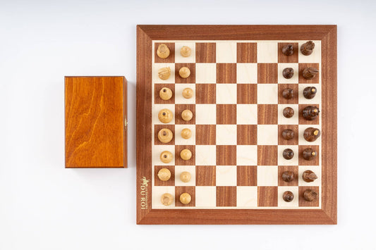 Splendid Chess Set in Mahogany Wood — Product view 8