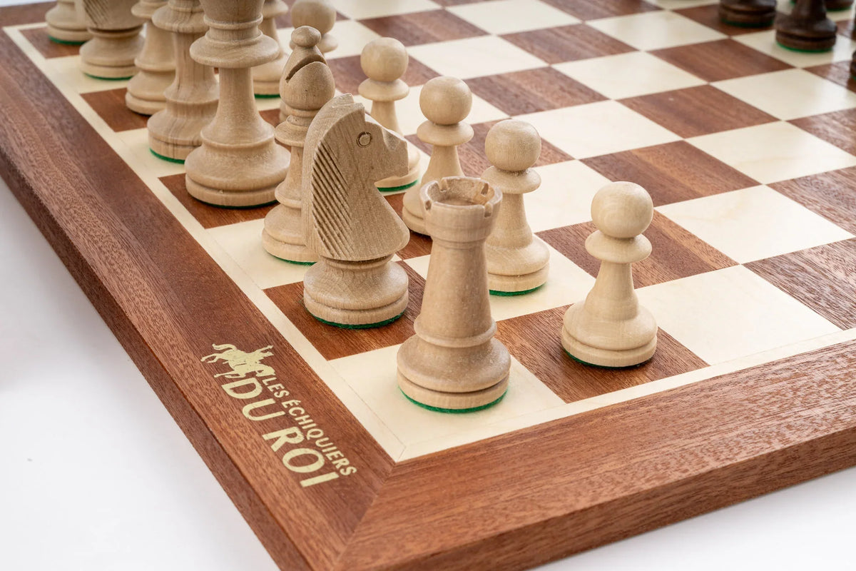 Royalty Chess Set in Mahogany Wood — Product view 6