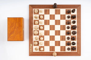 Royalty Chess Set in Mahogany Wood — Product view 4