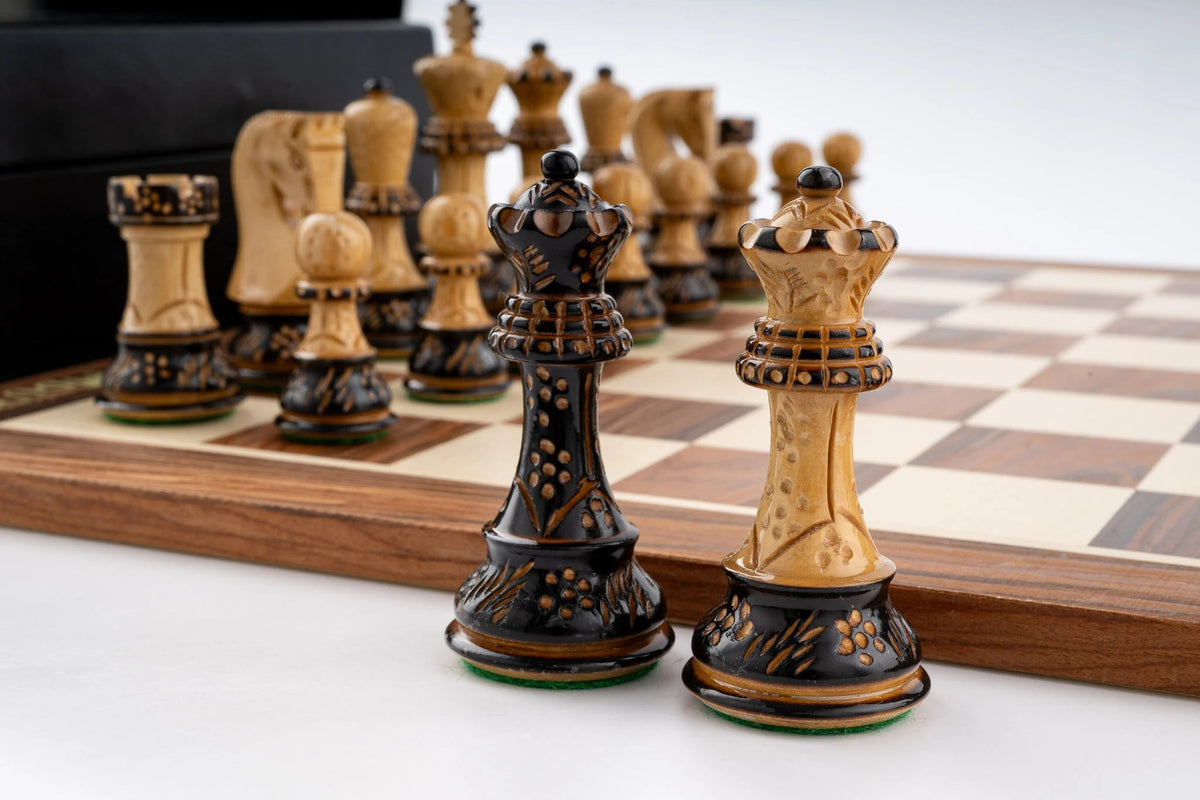 Byzance Chess Set — detail 3