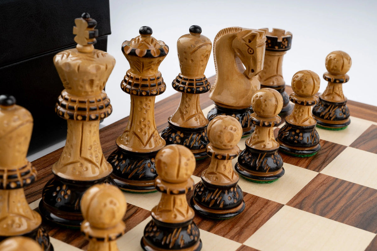 Byzance Chess Set — detail 5