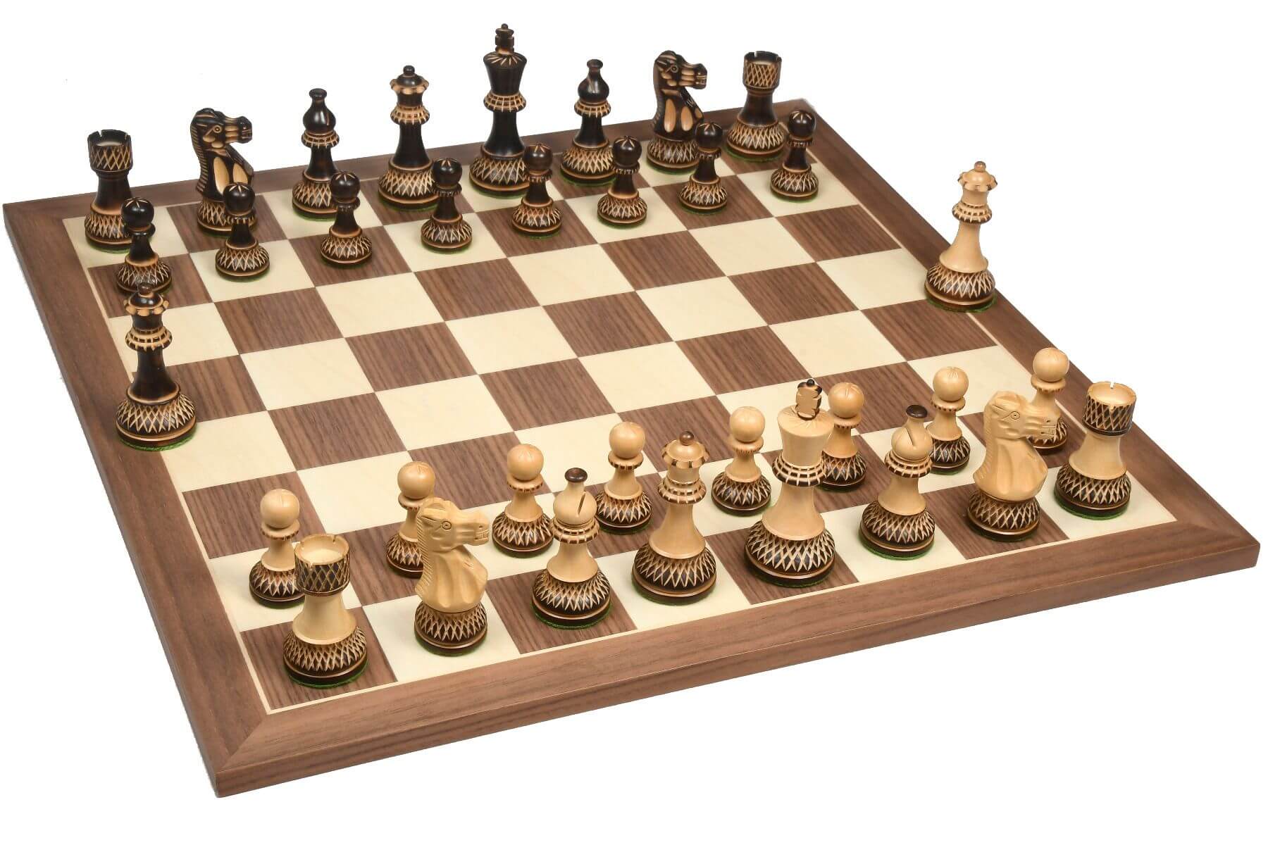 Echiquier en Bois Brûlé