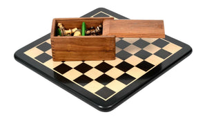 Glanzend schaakbord <br>in ebbenhout en buxushout