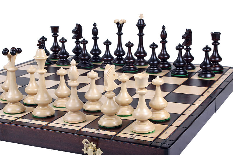 'Castellan' Chess Set <br>Crafted in Maple and Hornbeam