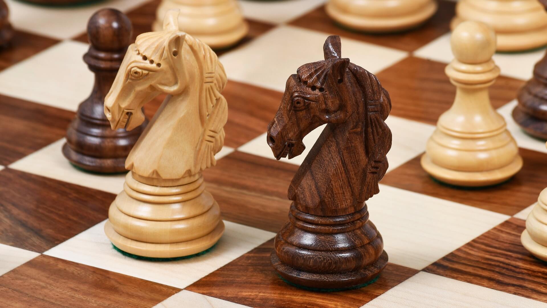 Ensemble Jeu d'Echecs Fabrication Artisanale
